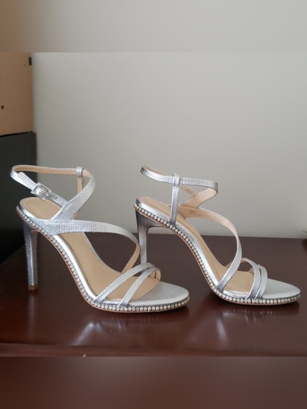Vince Camuto IM-GIAN Silver Sandals